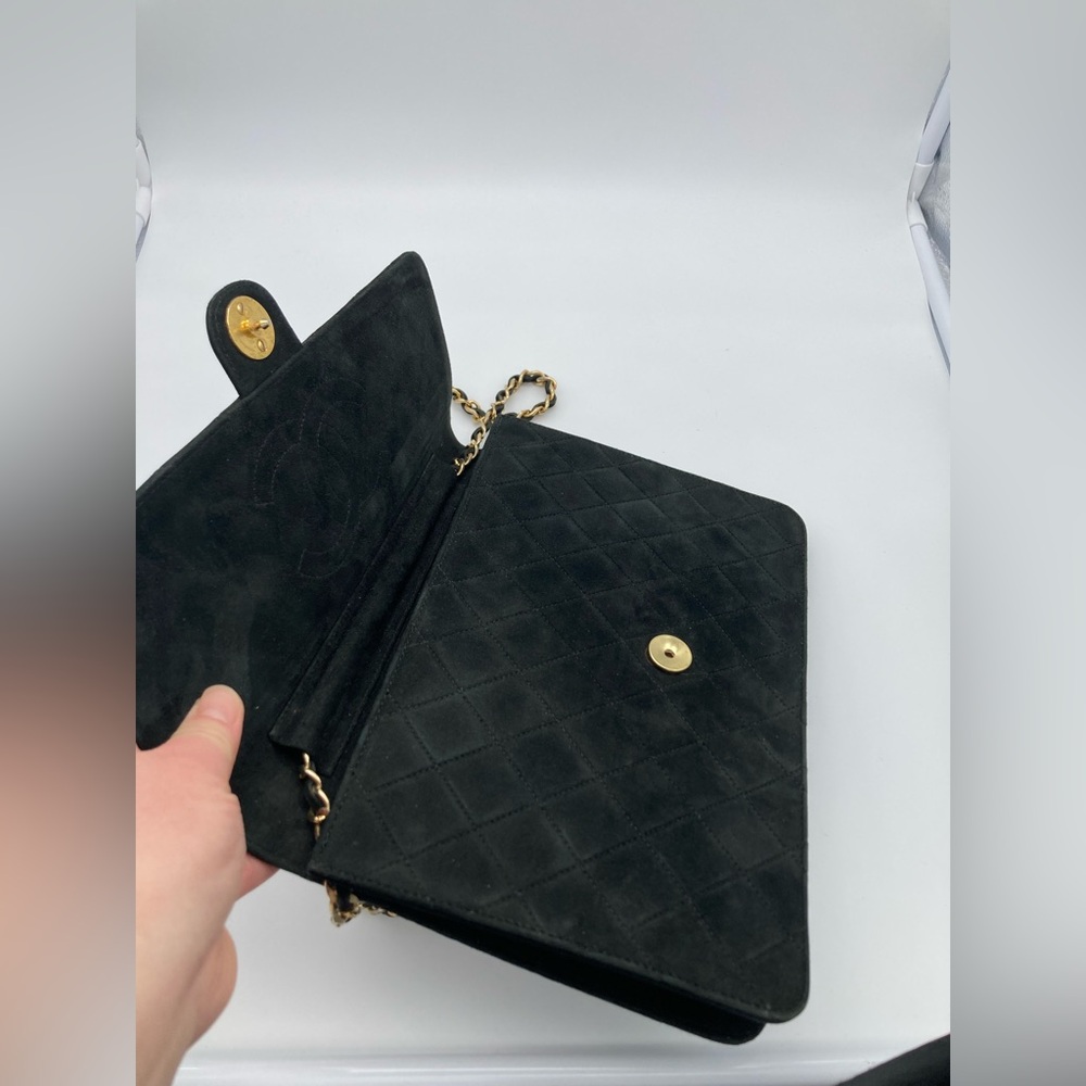 CHANEL QUILTED BLACK GOLD MATELASSE CC SUEDE SINGLE FLAP SHOULDER BAG WITH COA - Picture 8 of 15